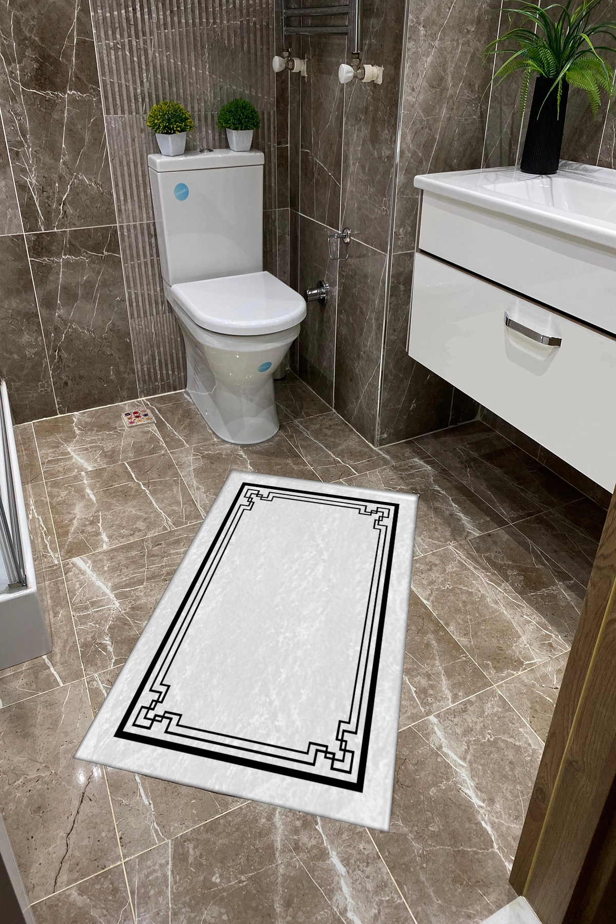 Beyaz Zemin Siyah Desenli Dot Taban İnce Klozet Takımı