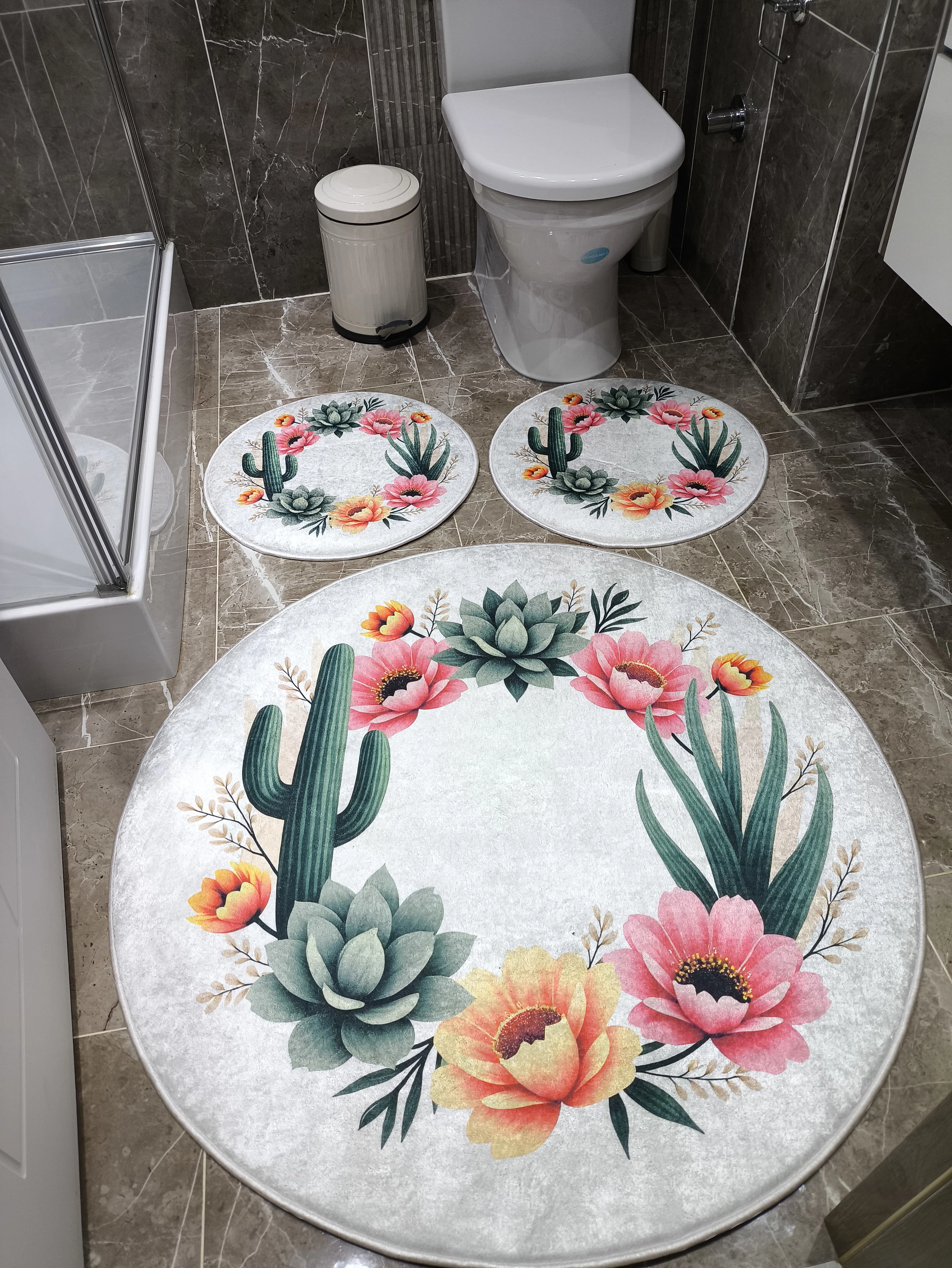 Kaktüslü Çiçekli Banyo Paspas Seti Dot Taban-Premium Serisi